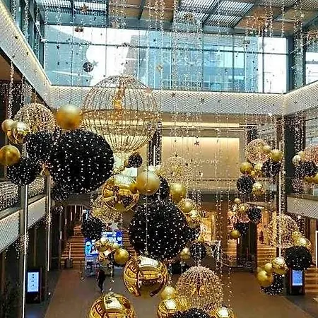 Hotel Luxury Sea View Near The Airport 4*